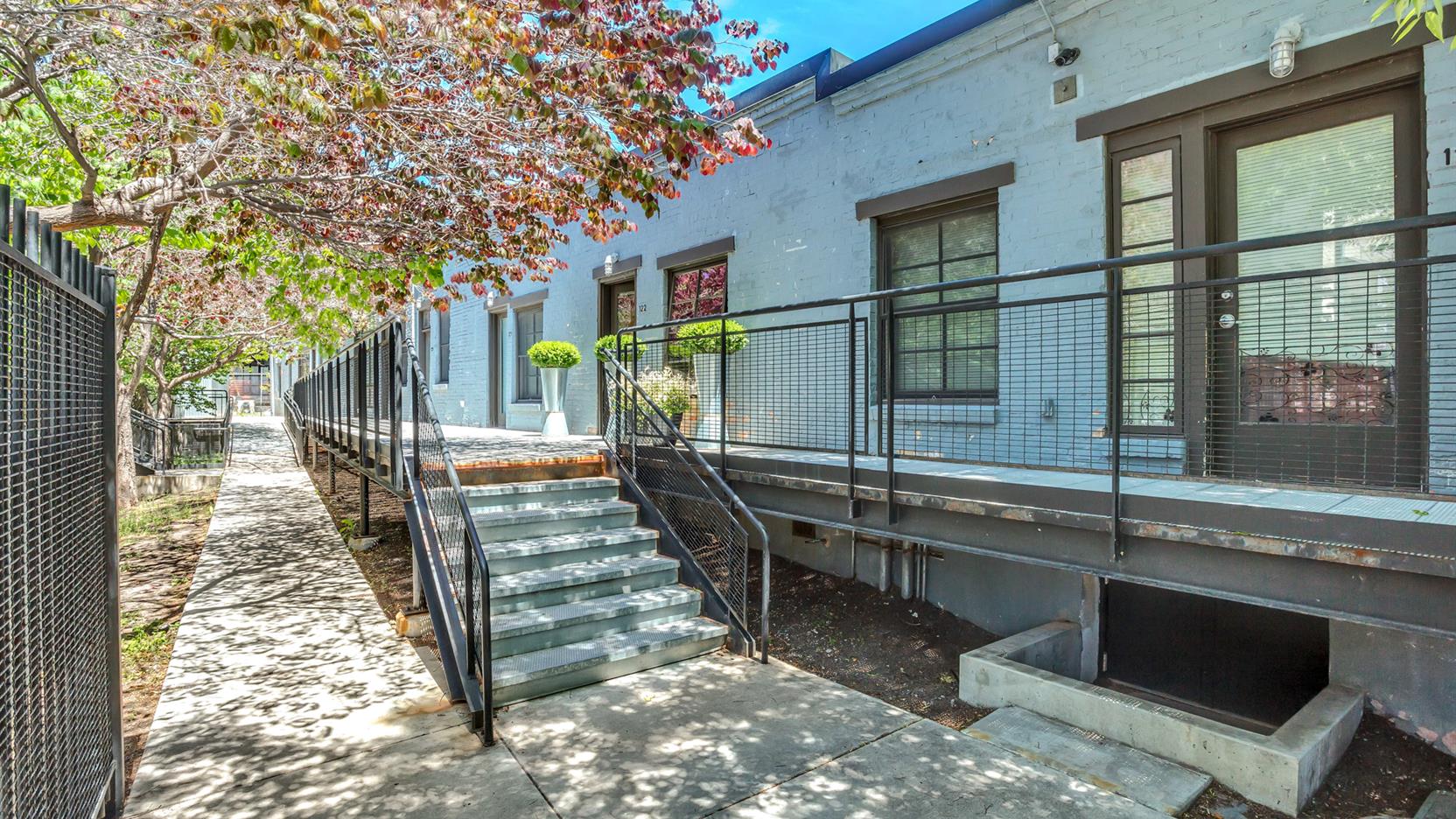 Pierpont Loft Downtown Love cityhomeCOLLECTIVE